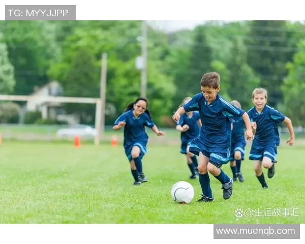 新时代足球巨星崛起之路盘点年轻球员的成长与辉煌